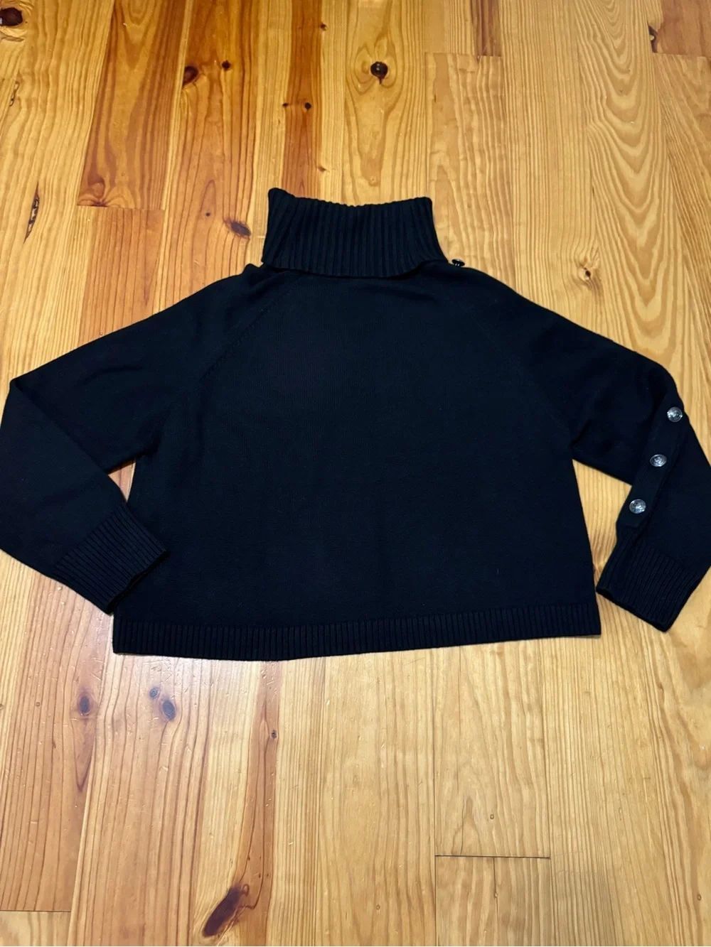 L'AGENCE Kenny Cold Shoulder Sweater Black Button Knit Women’s SIZE MED - Picture 13 of 13